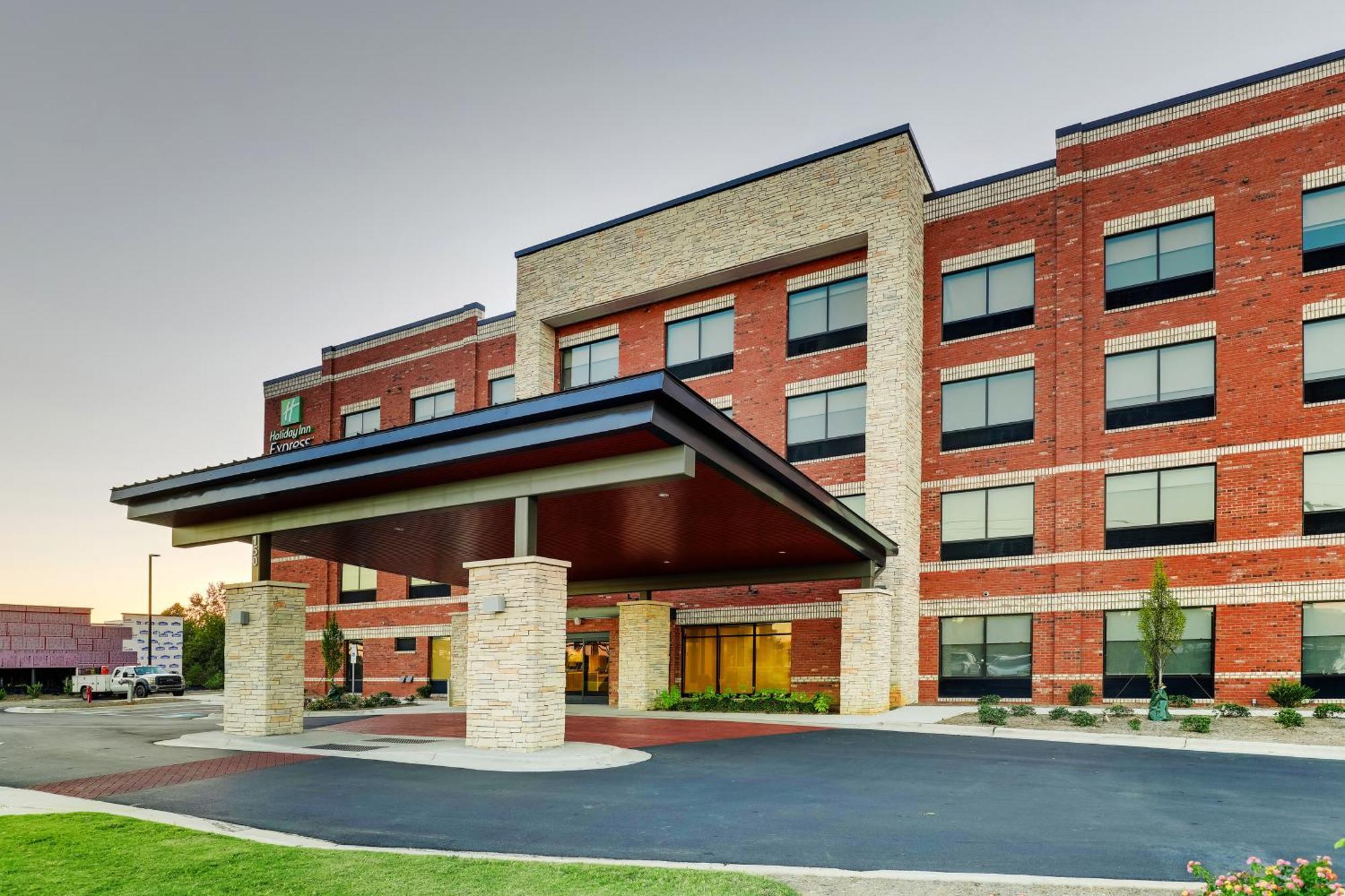 Holiday Inn Express Holly Springs - Raleigh Area By Ihg Eksteriør bilde