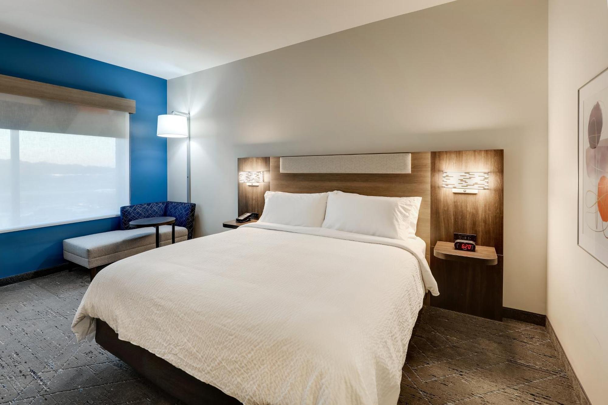 Holiday Inn Express Holly Springs - Raleigh Area By Ihg Eksteriør bilde