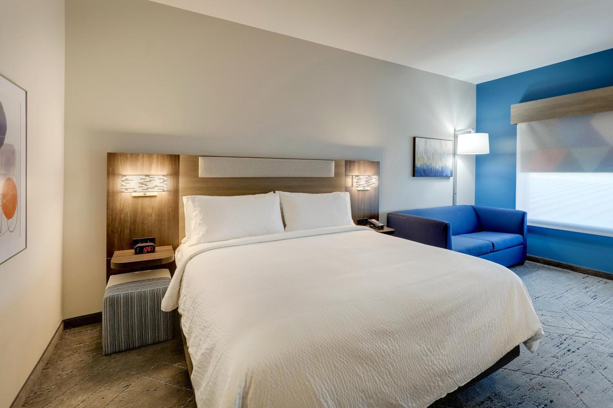 Holiday Inn Express Holly Springs - Raleigh Area By Ihg Eksteriør bilde