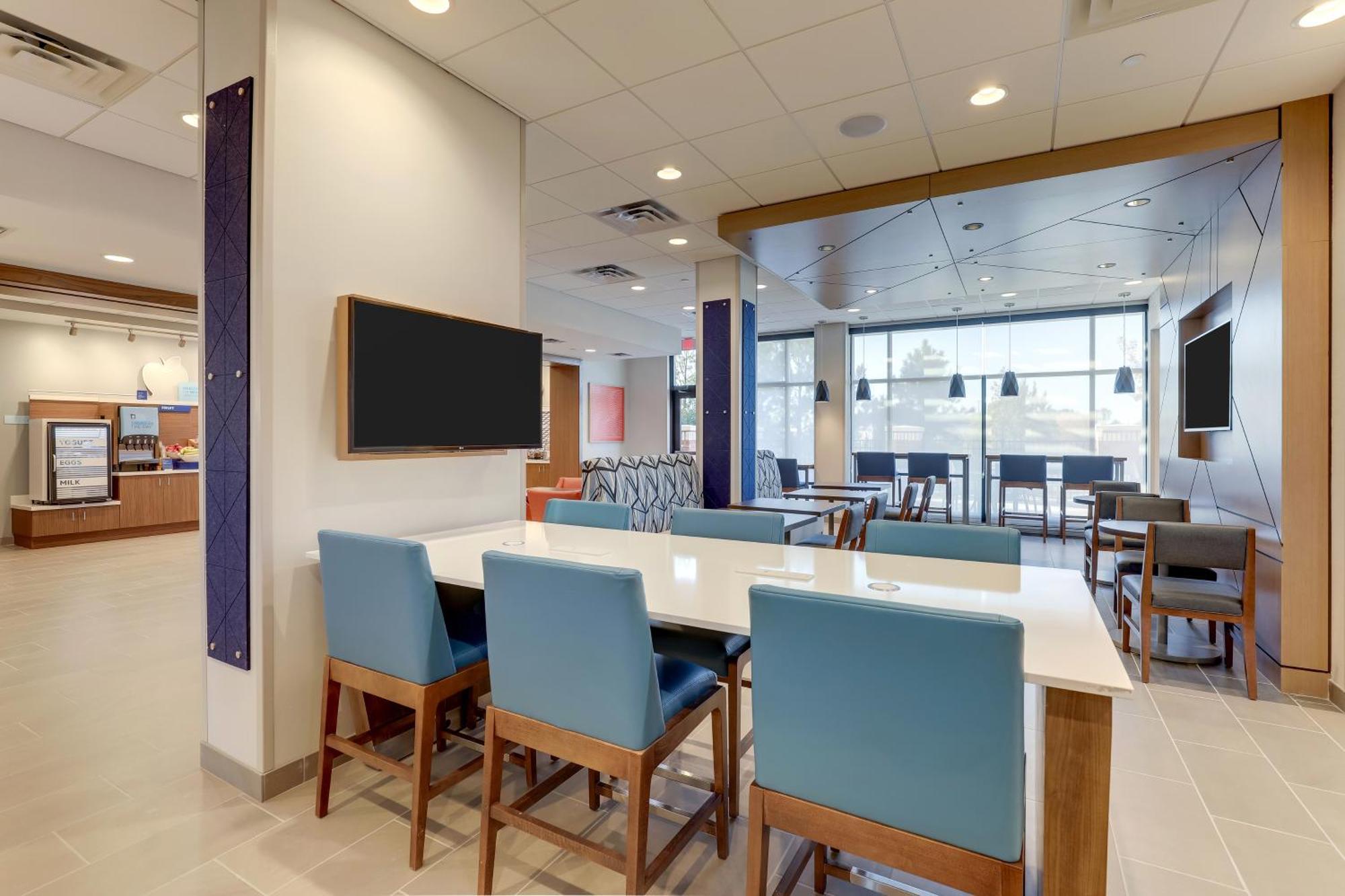 Holiday Inn Express Holly Springs - Raleigh Area By Ihg Eksteriør bilde