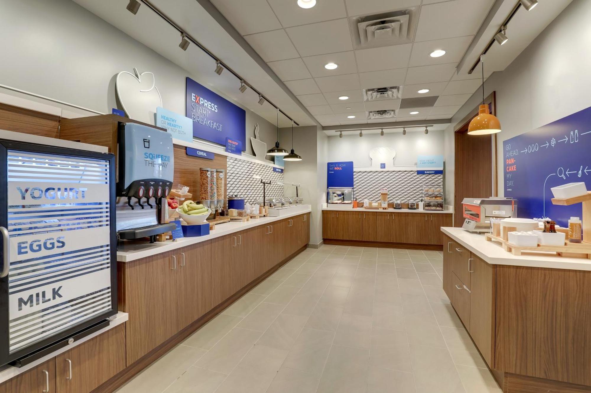 Holiday Inn Express Holly Springs - Raleigh Area By Ihg Eksteriør bilde